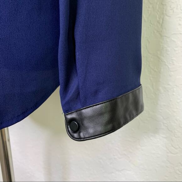 Ann Taylor navy blue popover black faux leather trim size Small - Picture 9 of 11